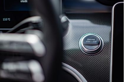 Mercedes-Benz C300e 313Ps